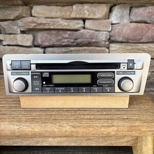 Honda Factory OEM Am/Fm Stereo Cd player P/N 39101-S5B-A210 -M1  REF# MF624AF